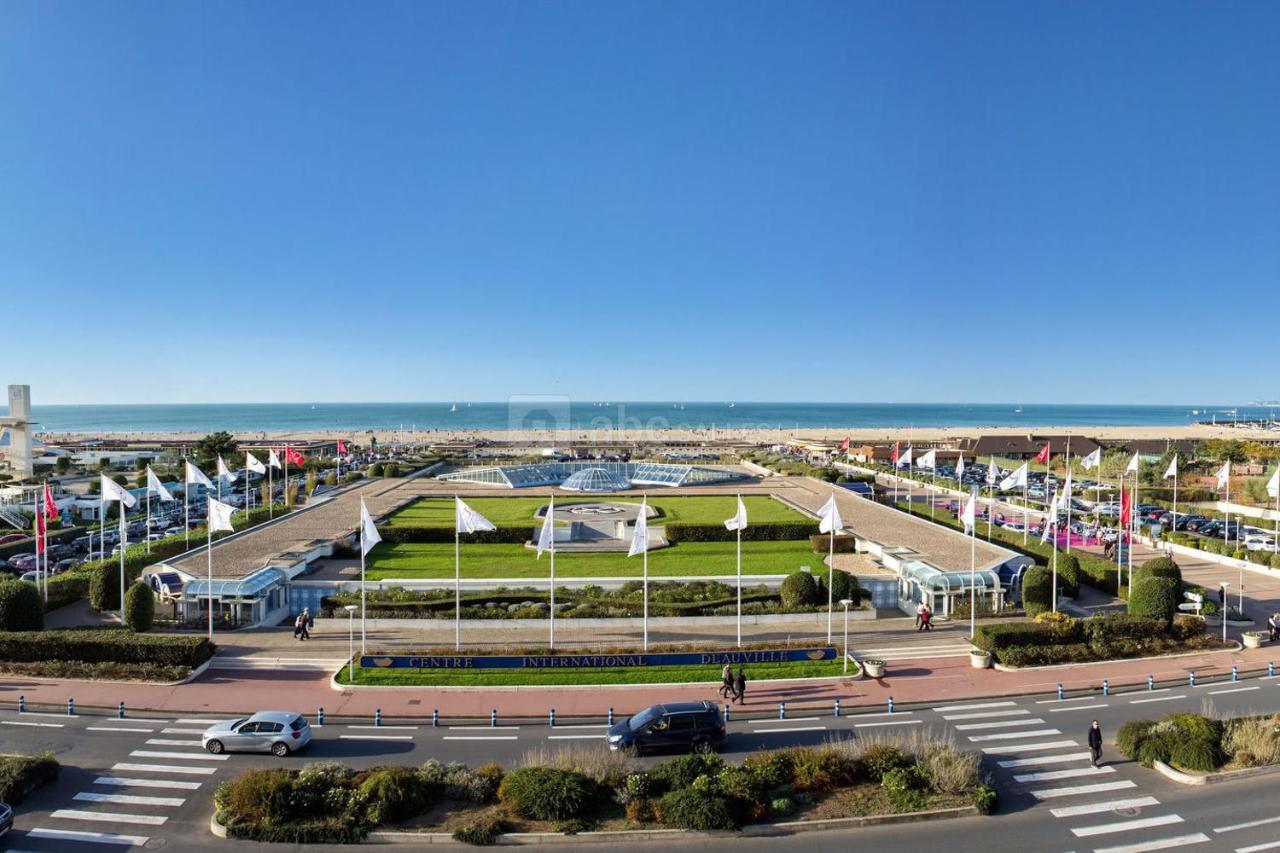 "Magnifique 2 Pieces Deauville" Piscine Et Jardin Екстер'єр фото